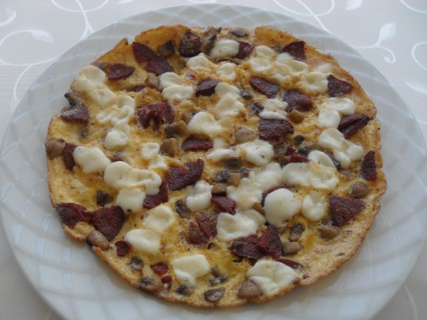 Sucuklu Mantarlı Omlet